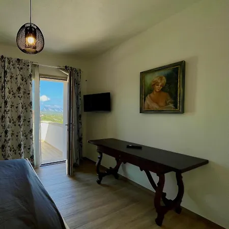 Hotel Domus De Janas *