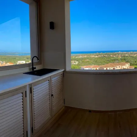 Domus De Janas Hotel *